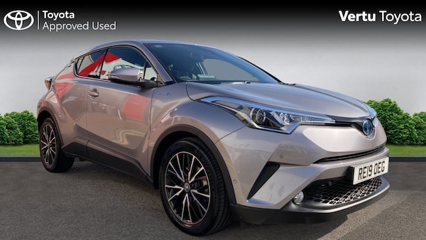 Used Toyota C-HR 2019 for sale - 76329552: Photo 1