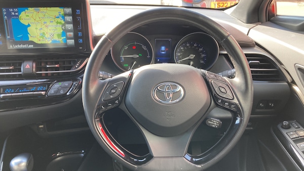 Used Toyota C-HR 2019 for sale - 76329552: Photo 6