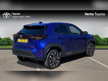 Used Toyota Yaris Cross 2022 for sale - 78400035: Photo