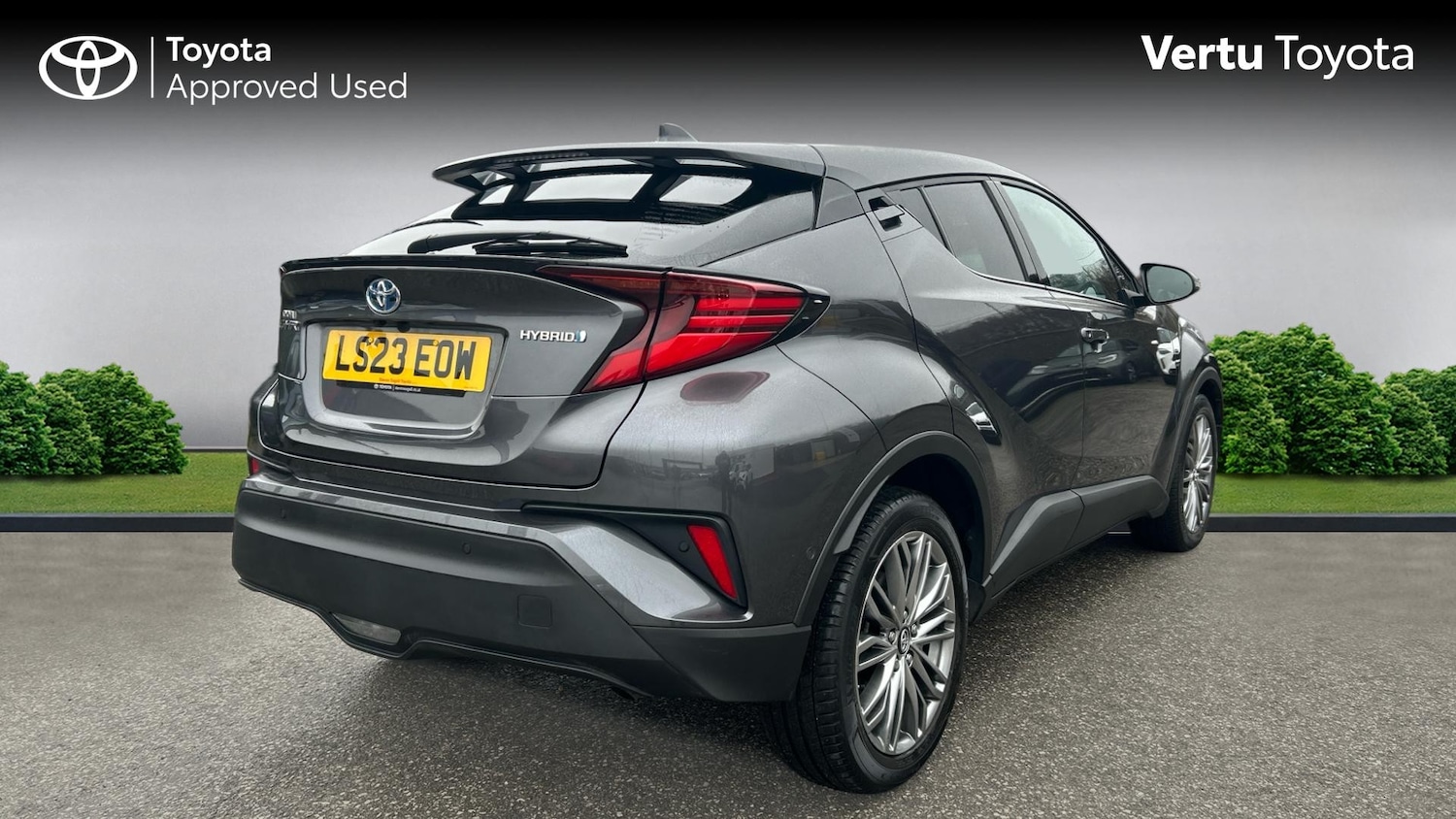 Used Toyota C-HR 2023 for sale - 77272123: Photo 2