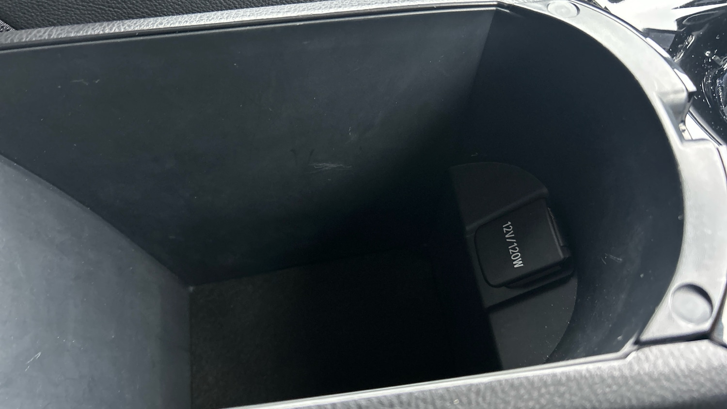 Used Toyota C-HR 2023 for sale - 77272123: Photo 31