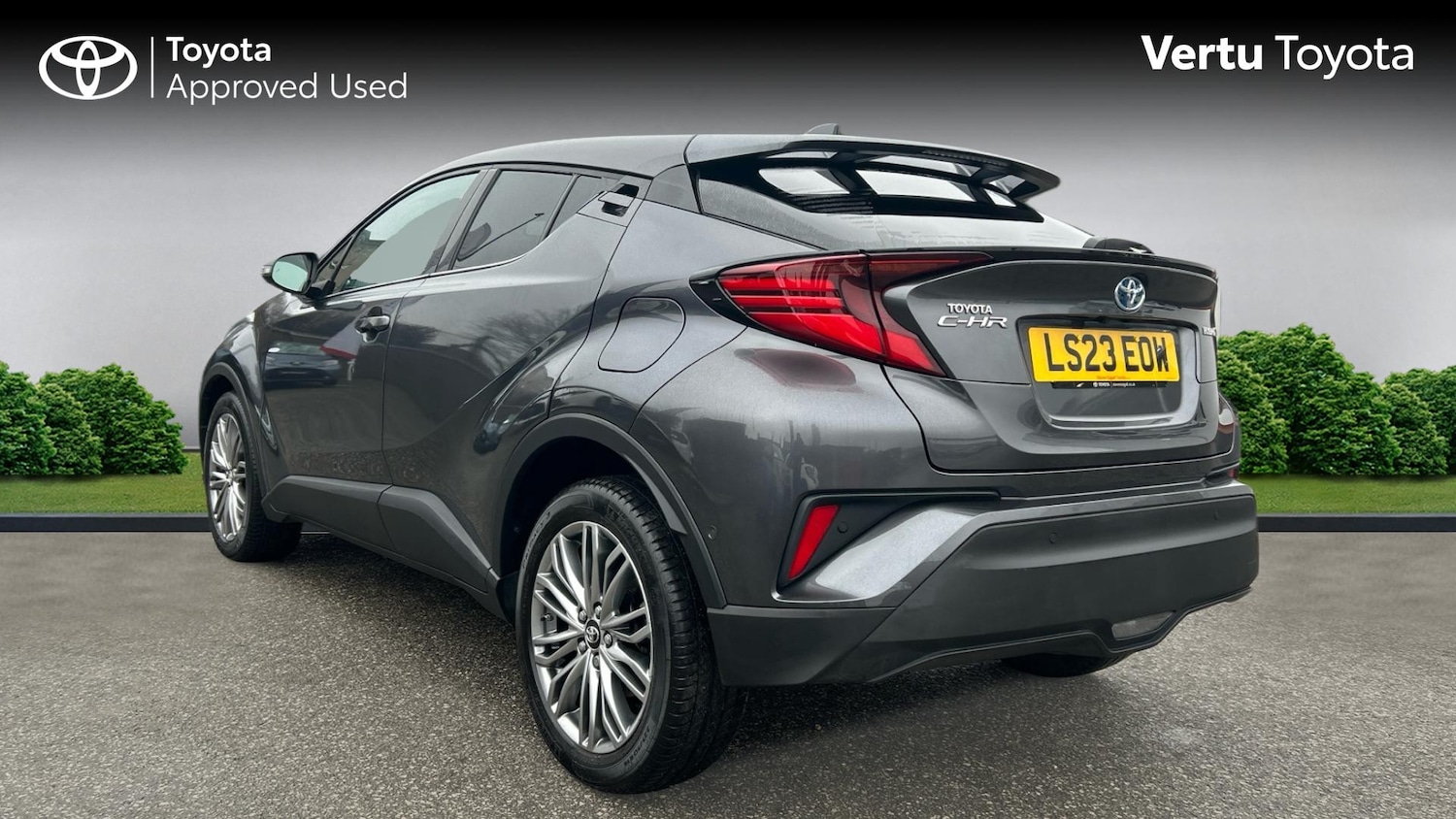 Used Toyota C-HR 2023 for sale - 77272123: Photo 4