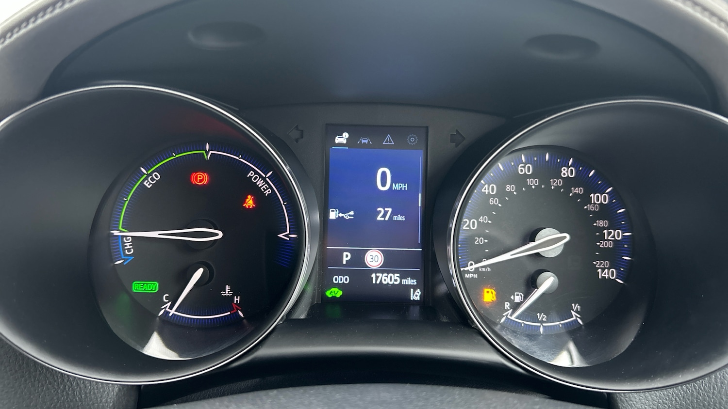 Used Toyota C-HR 2023 for sale - 77272123: Photo 9