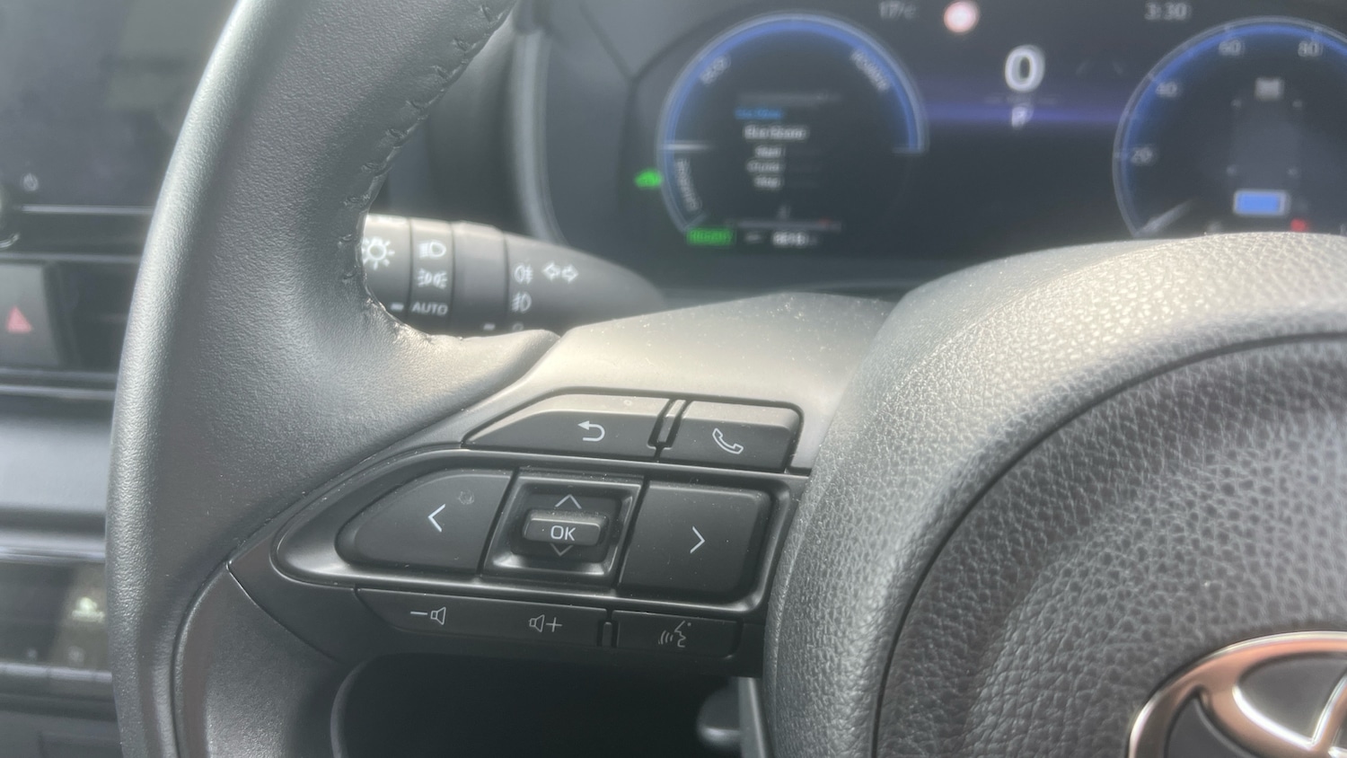 Used Toyota Yaris 2024 for sale - 78179483: Photo 43