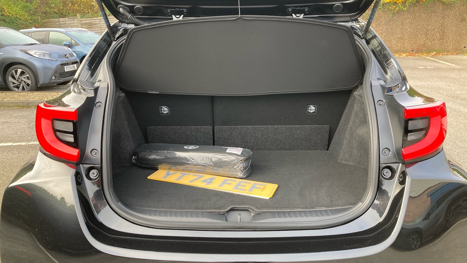 Used Toyota Yaris 2024 for sale - 77997517: Photo 14