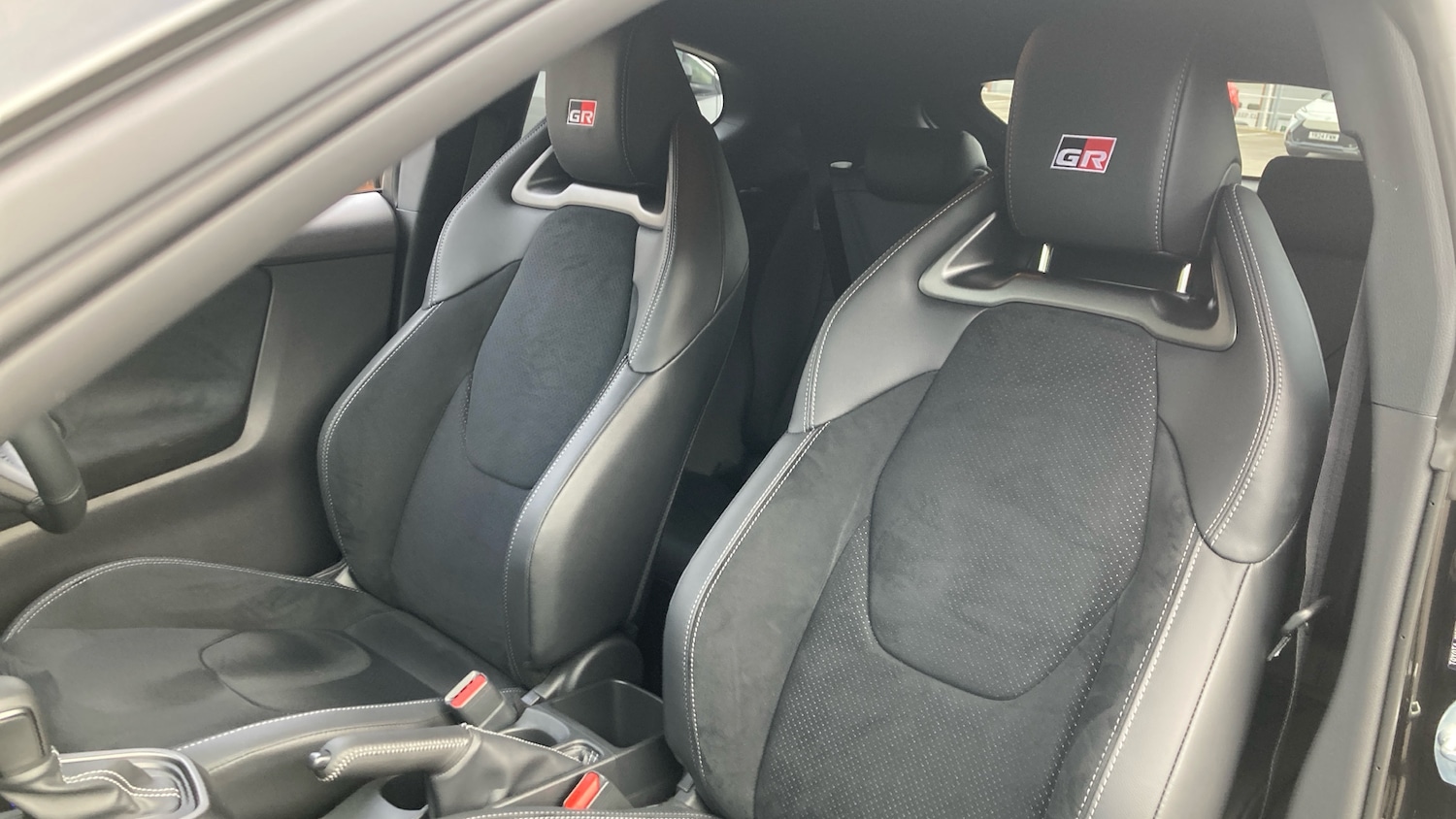 Used Toyota Yaris 2024 for sale - 77997517: Photo 21