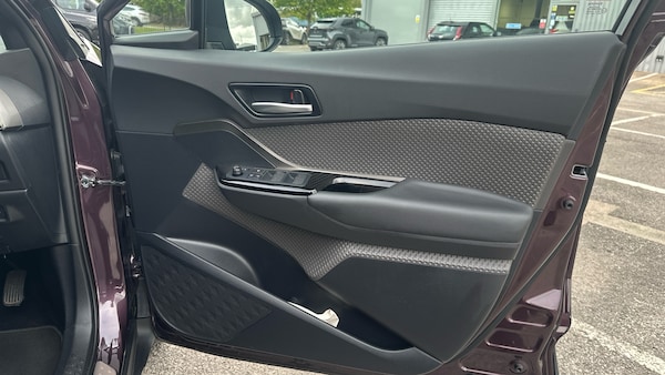 Used Toyota C-HR 2023 for sale - 76181323: Photo 31