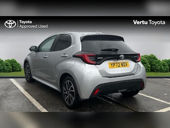 Used Toyota Yaris 2023 for sale - 77329073: Photo