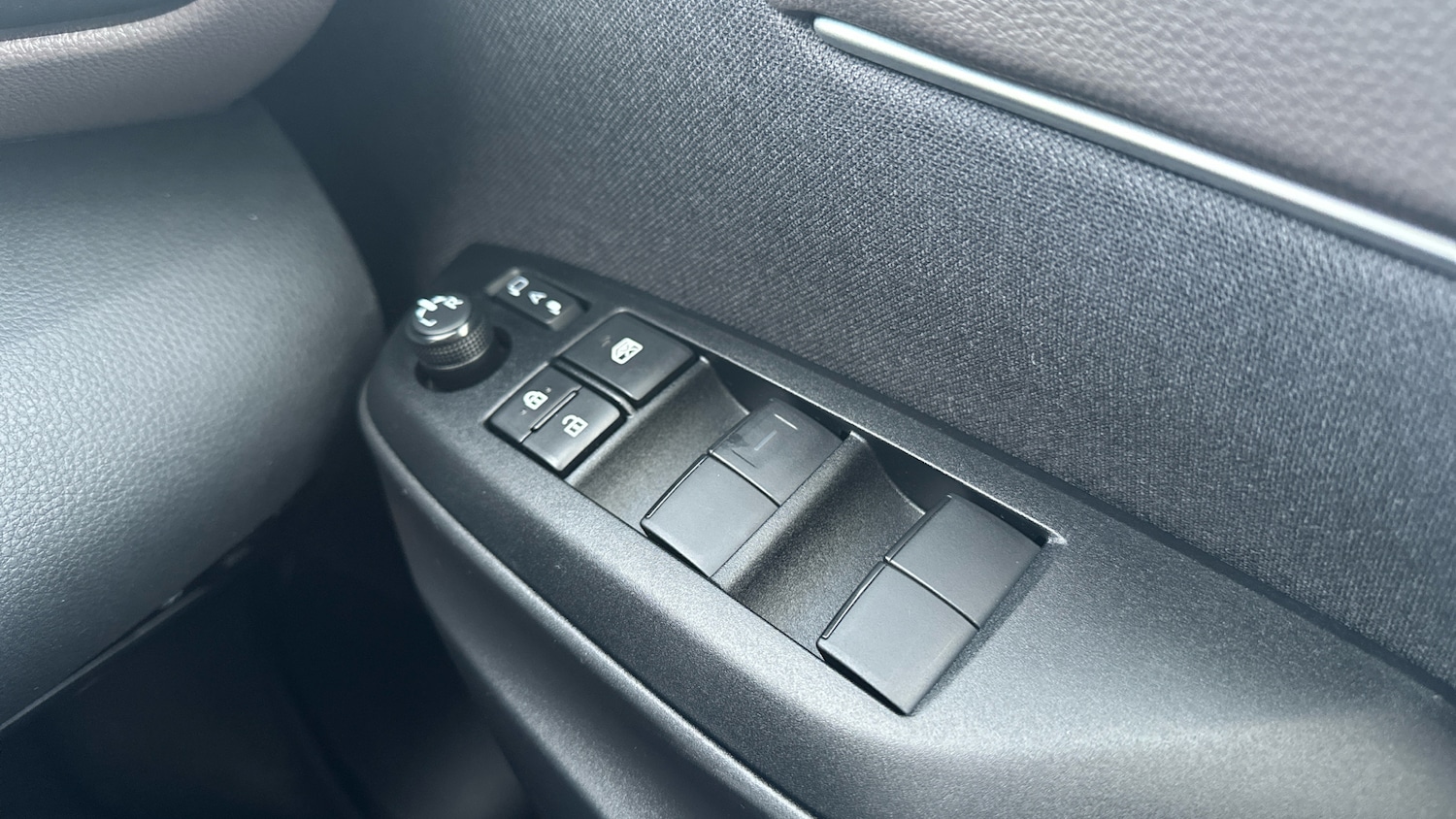 Used Toyota Yaris Cross 2023 for sale - 76320015: Photo 30
