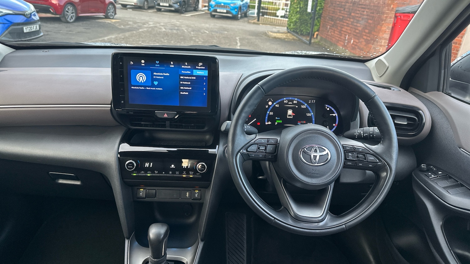 Used Toyota Yaris Cross 2023 for sale - 76320015: Photo 8