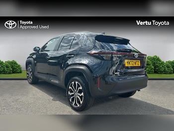 Used Toyota Yaris Cross 2023 for sale - 79503574: Photo