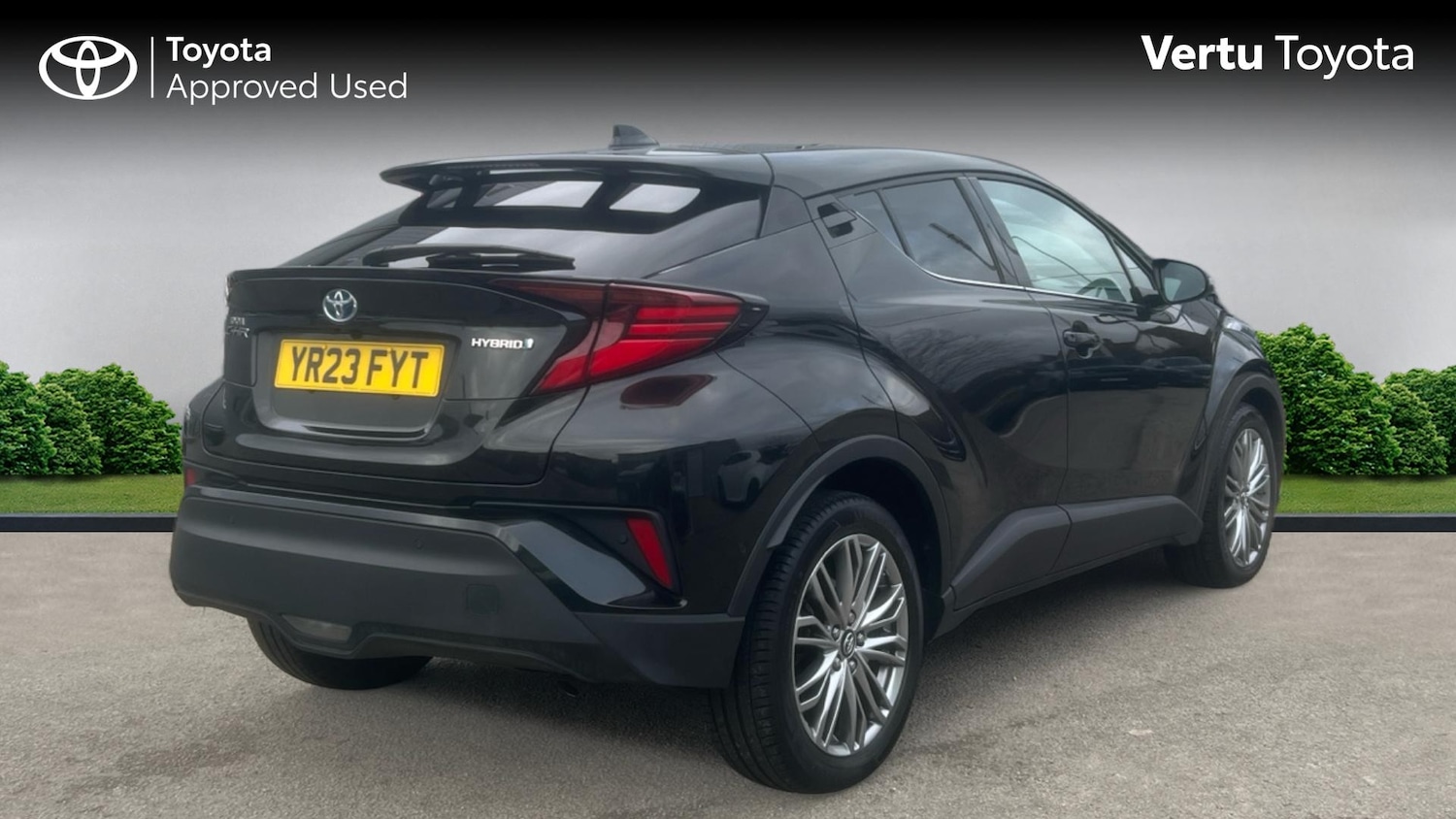 Used Toyota C-HR 2023 for sale - 77628791: Photo 2