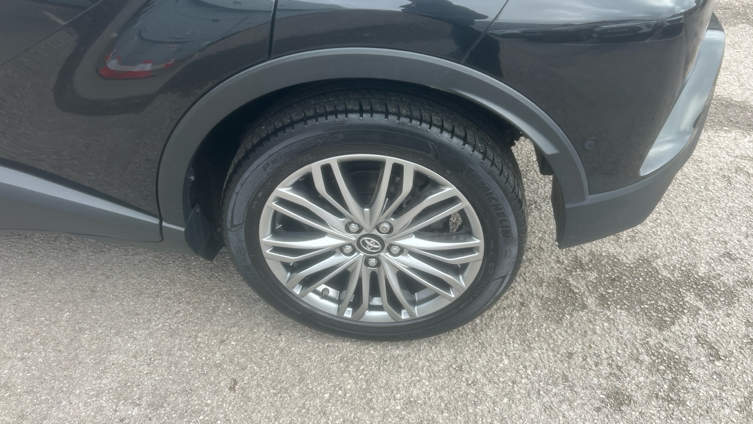 Used Toyota C-HR 2023 for sale - 77628791: Photo 28