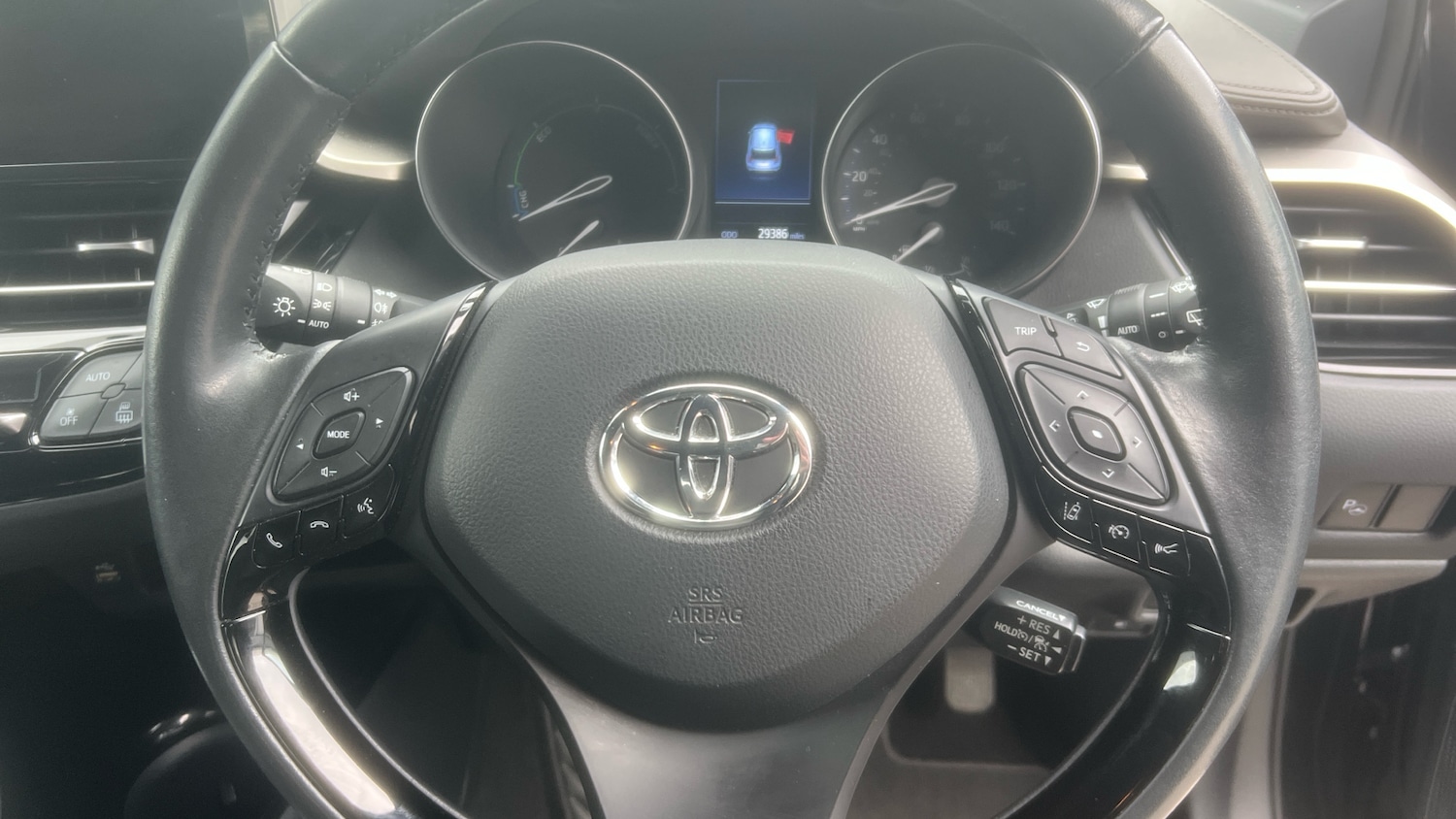 Used Toyota C-HR 2023 for sale - 77628791: Photo 8