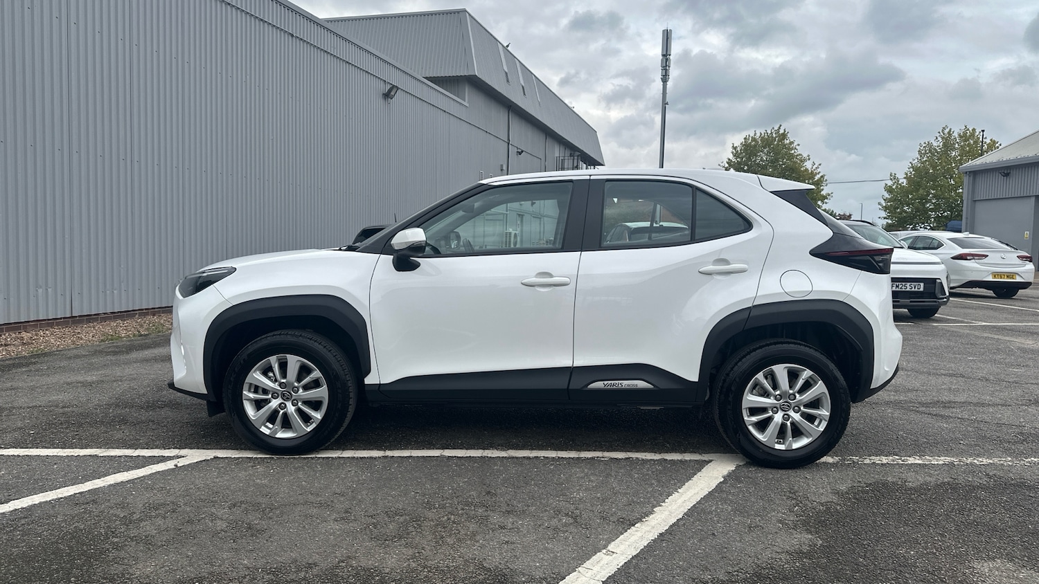 Used Toyota Yaris Cross 2023 for sale - 76117285: Photo 17