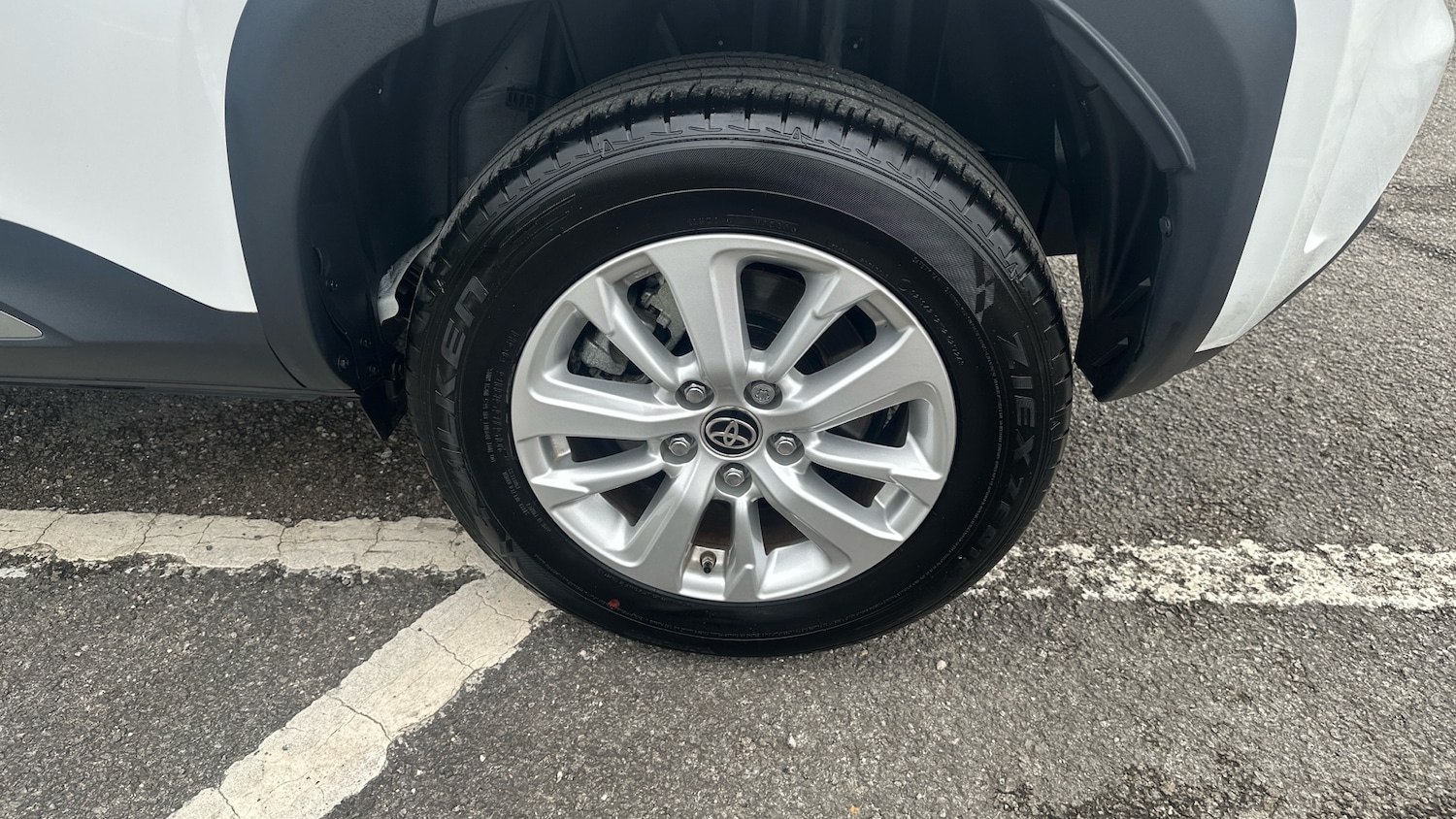 Used Toyota Yaris Cross 2023 for sale - 76117285: Photo 37