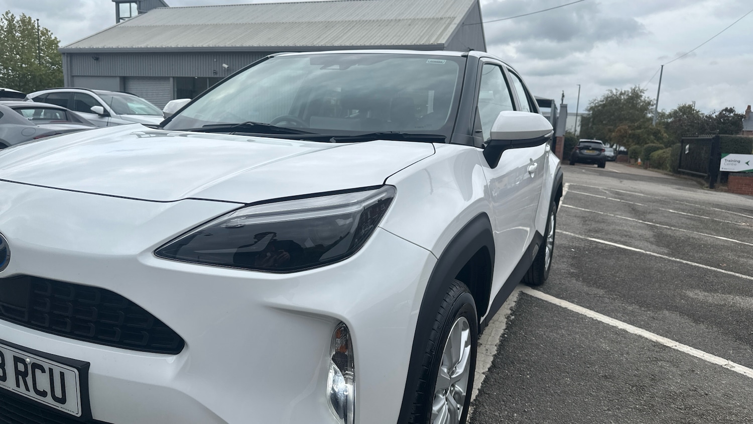 Used Toyota Yaris Cross 2023 for sale - 76117285: Photo 40