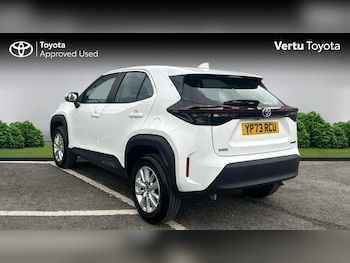 Used Toyota Yaris Cross 2023 for sale - 76117285: Photo 4