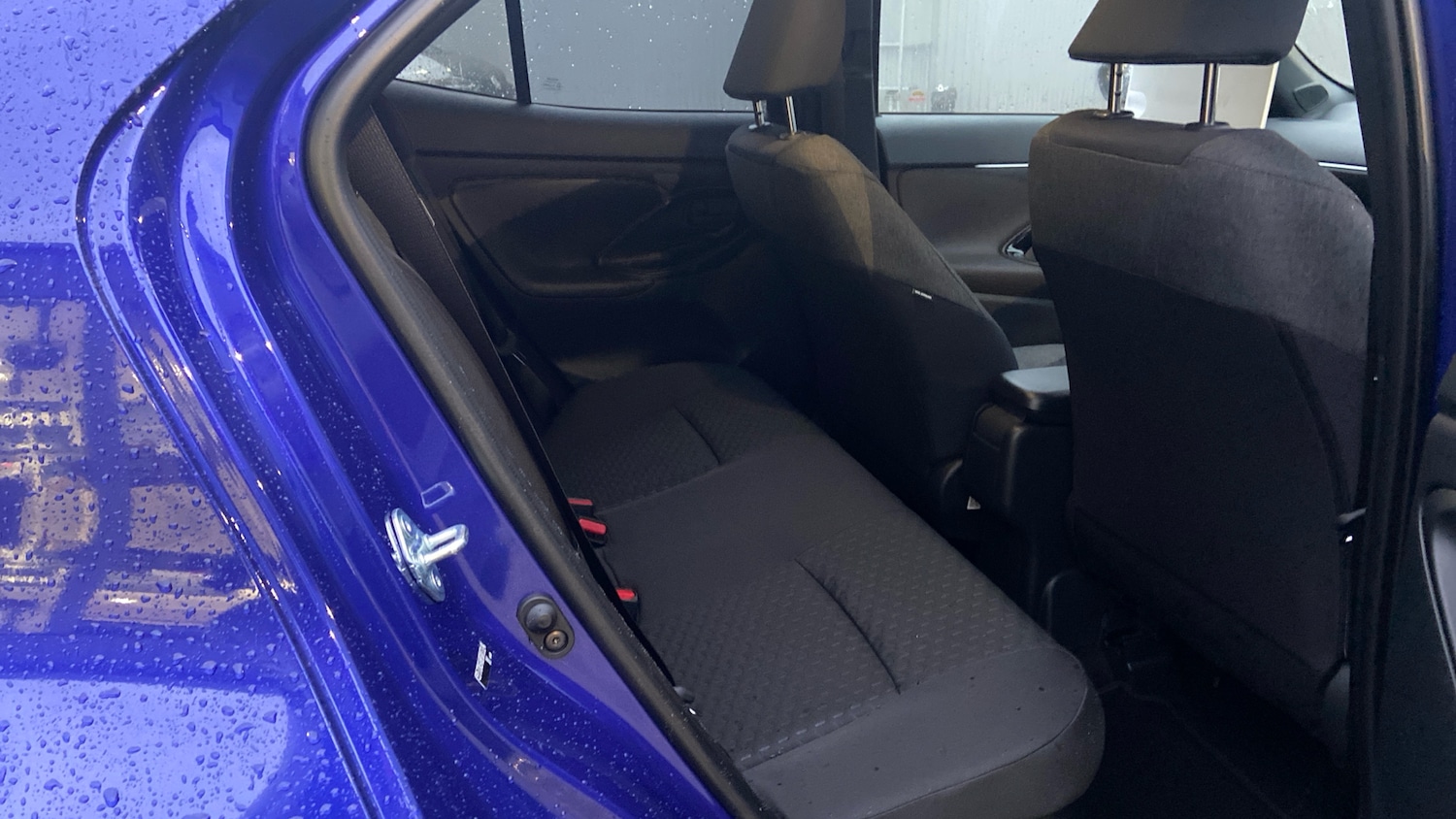 Used Toyota Yaris Cross 2025 for sale - 76599860: Photo 12