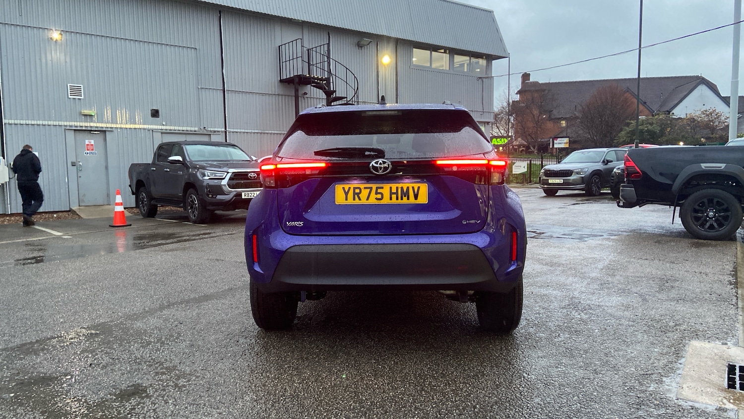 Used Toyota Yaris Cross 2025 for sale - 76599860: Photo 19