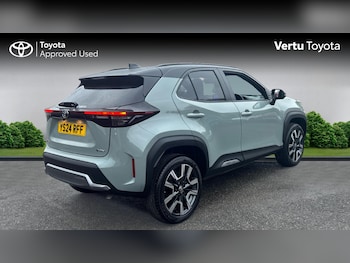 Used Toyota Yaris Cross 2024 for sale - 76413252: Photo