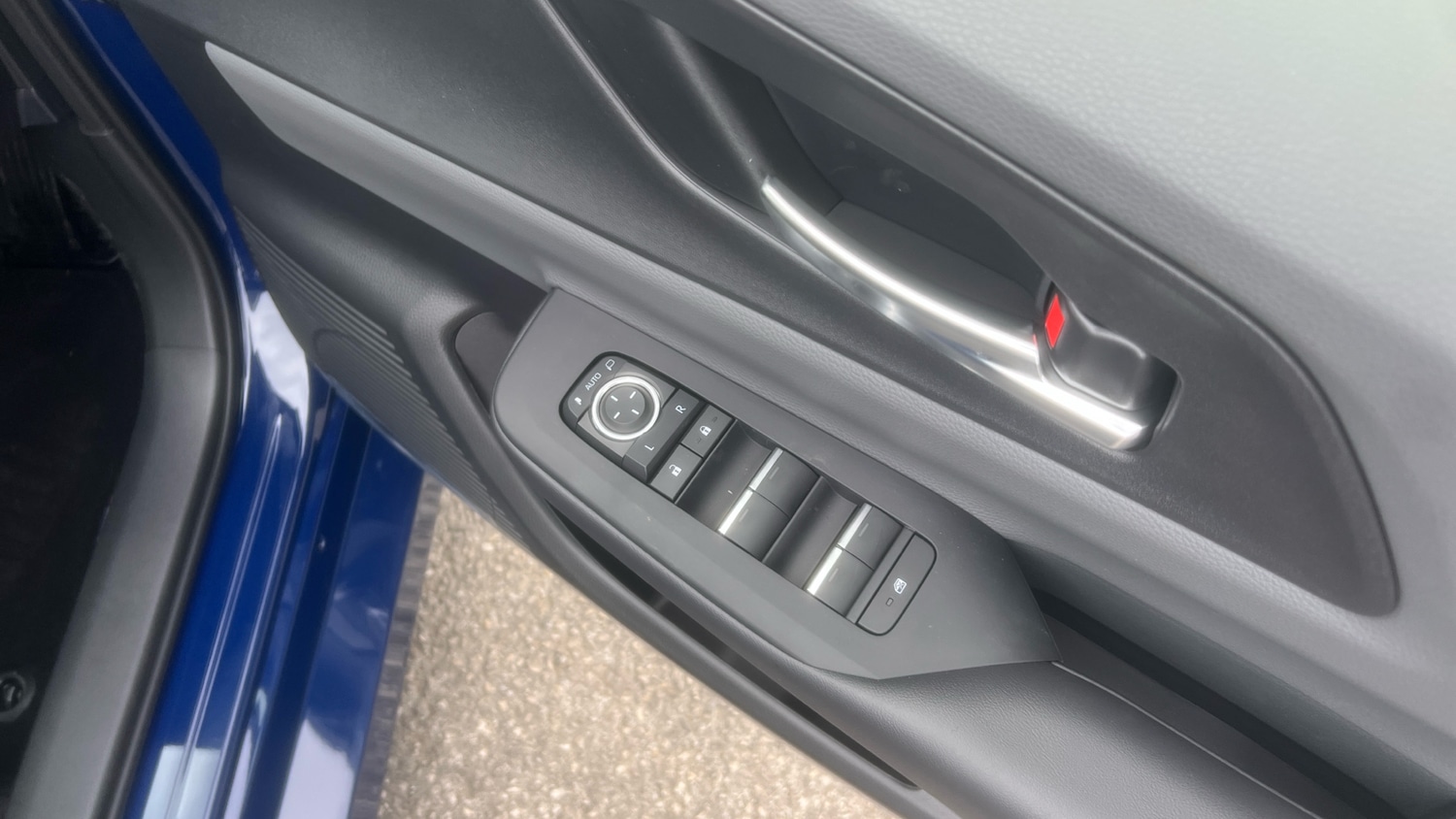 Used Toyota Prius 2025 for sale - 76807017: Photo 22