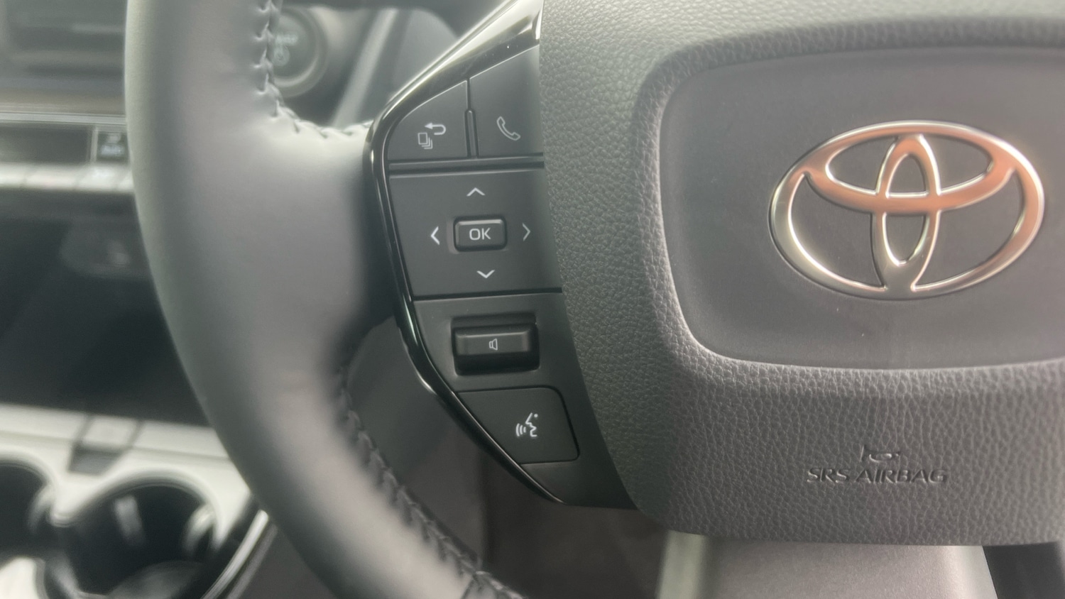 Used Toyota Prius 2025 for sale - 76807017: Photo 24