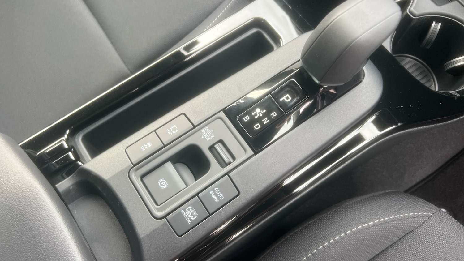 Used Toyota Prius 2025 for sale - 76807017: Photo 25