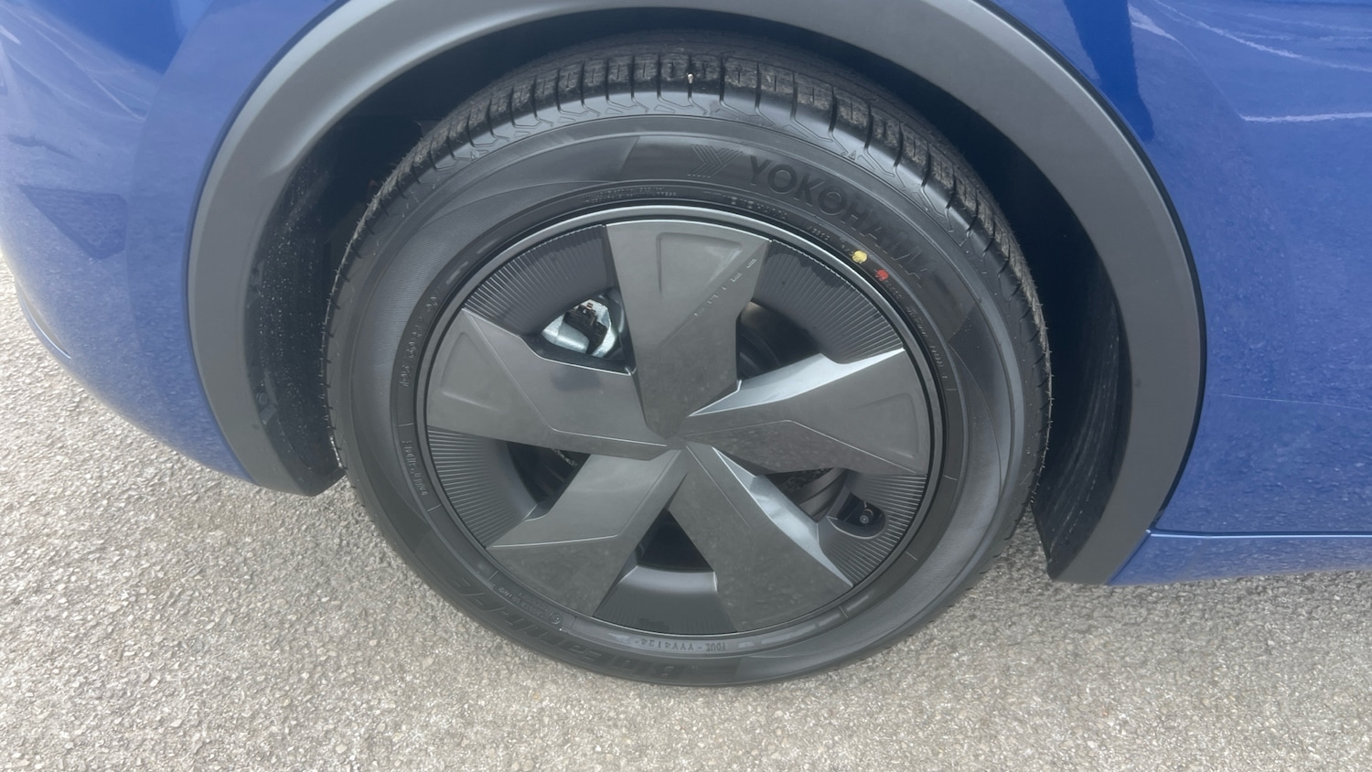 Used Toyota Prius 2025 for sale - 76807017: Photo 30