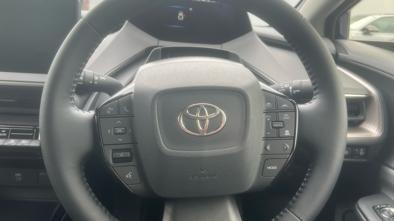 Used Toyota Prius 2025 for sale - 76807017: Photo 8