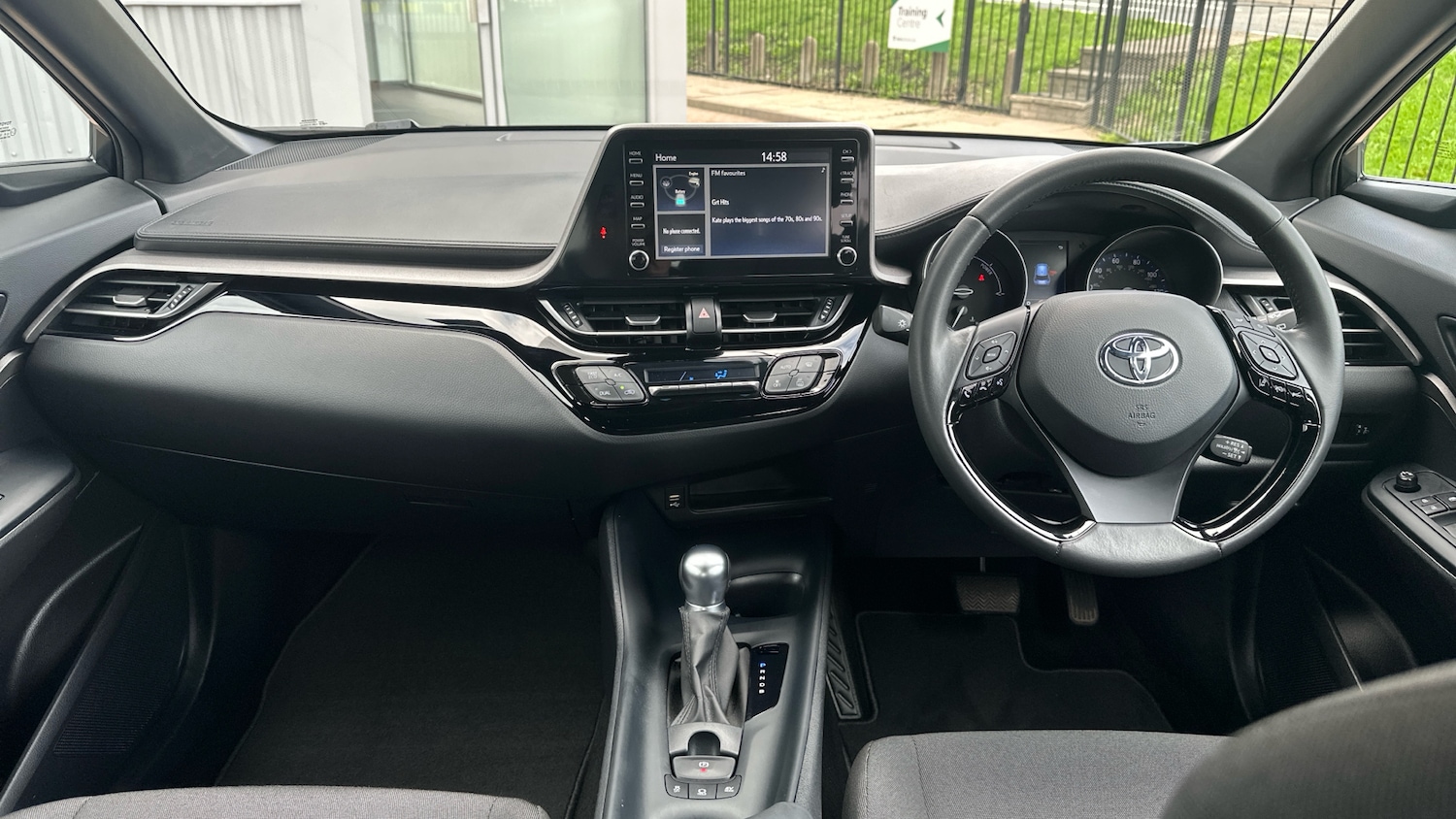 Used Toyota C-HR 2022 for sale - 75995671: Photo 5