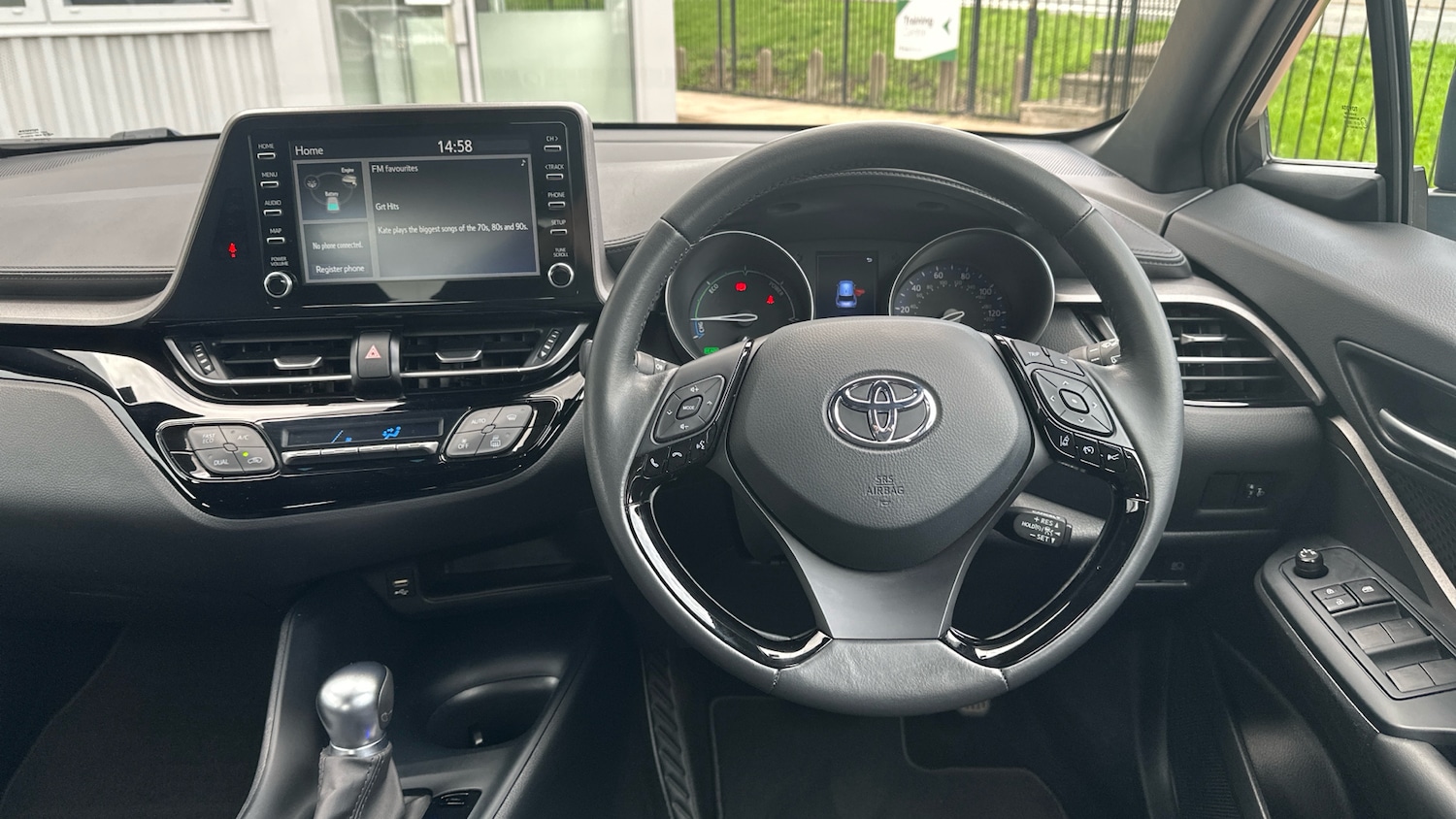 Used Toyota C-HR 2022 for sale - 75995671: Photo 6