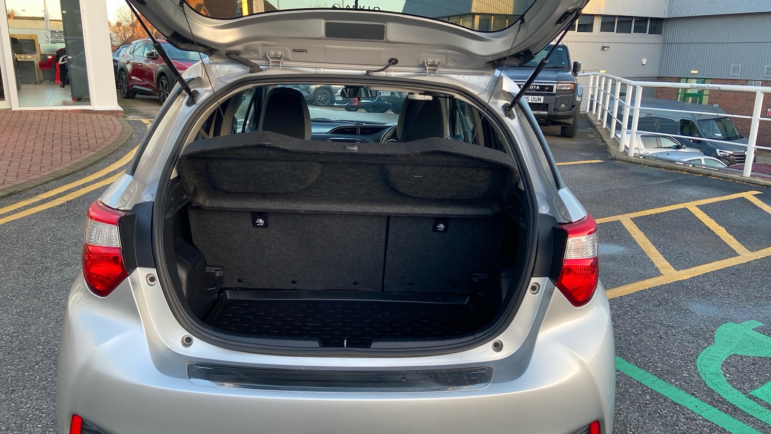 Used Toyota Yaris 2020 for sale - 77046573: Photo 14