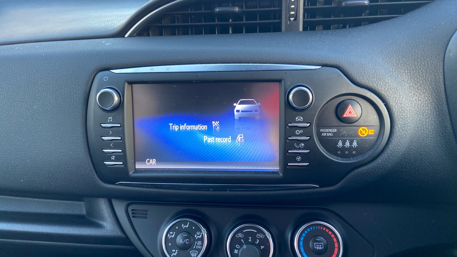 Used Toyota Yaris 2020 for sale - 77046573: Photo 7