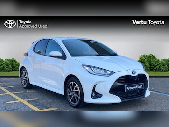 Used Toyota Yaris 2023 for sale - 77883740: Photo