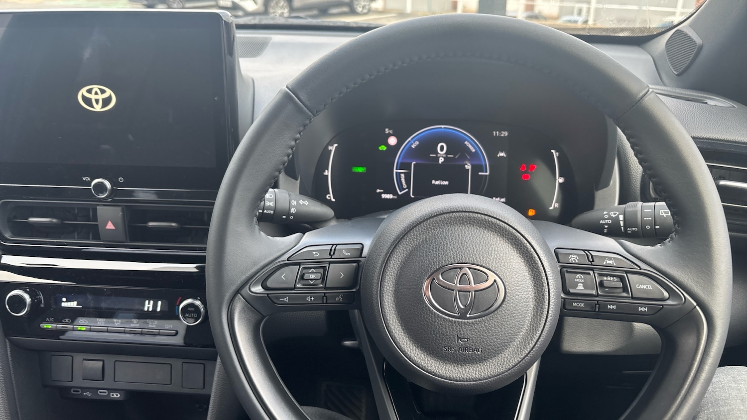 Used Toyota Yaris Cross 2025 for sale - 76881519: Photo 8
