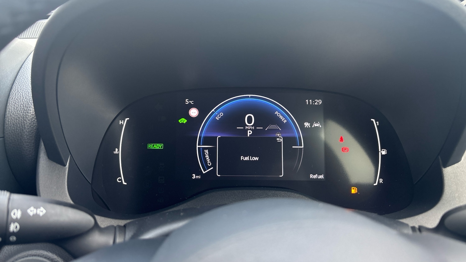 Used Toyota Yaris Cross 2025 for sale - 76881519: Photo 9