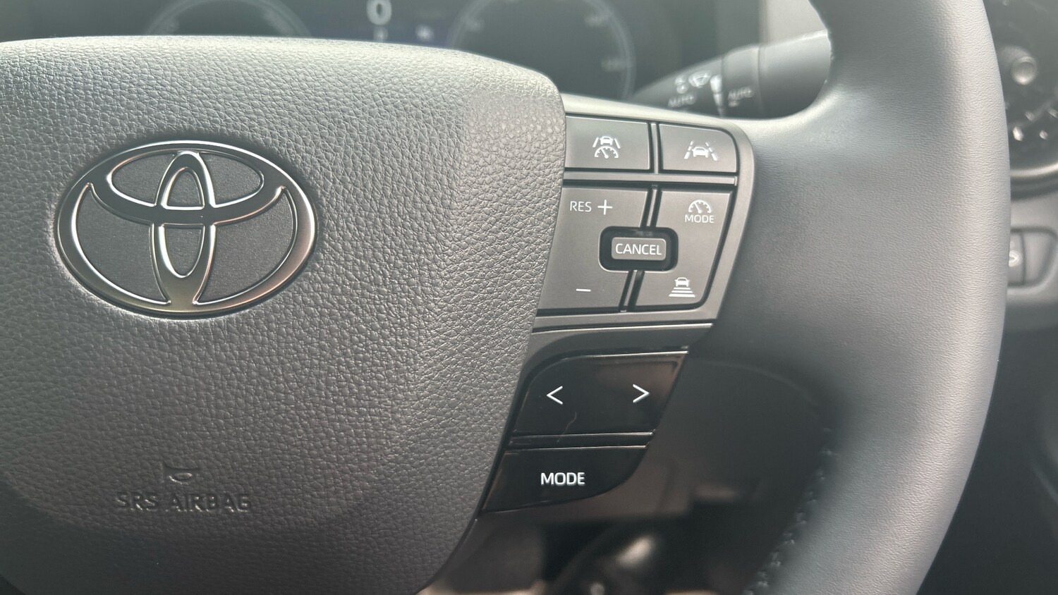 Used Toyota C-HR 2025 for sale - 76413247: Photo 26