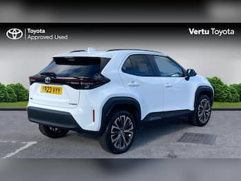 Used Toyota Yaris Cross 2023 for sale - 79800794: Photo