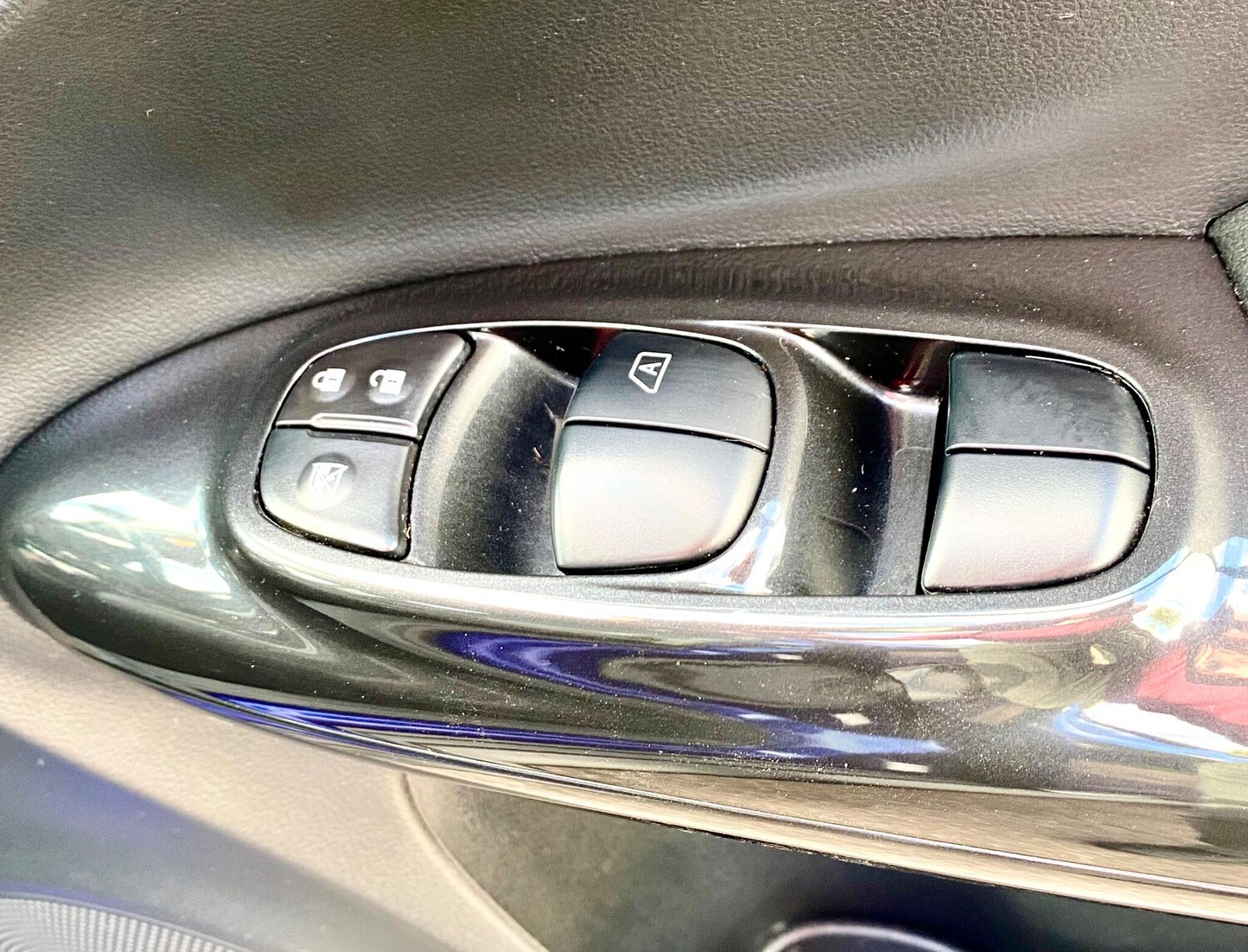 Used Nissan Juke 2018 for sale - 76214923: Photo 38