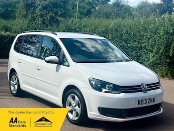 Used Volkswagen Touran 2013 for sale - 79475656: Photo