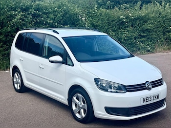 Used Volkswagen Touran 2013 for sale - 79475656: Photo