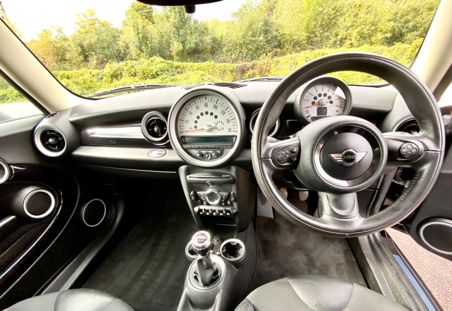 Used MINI Hatch 2011 for sale - 76214154: Photo 24