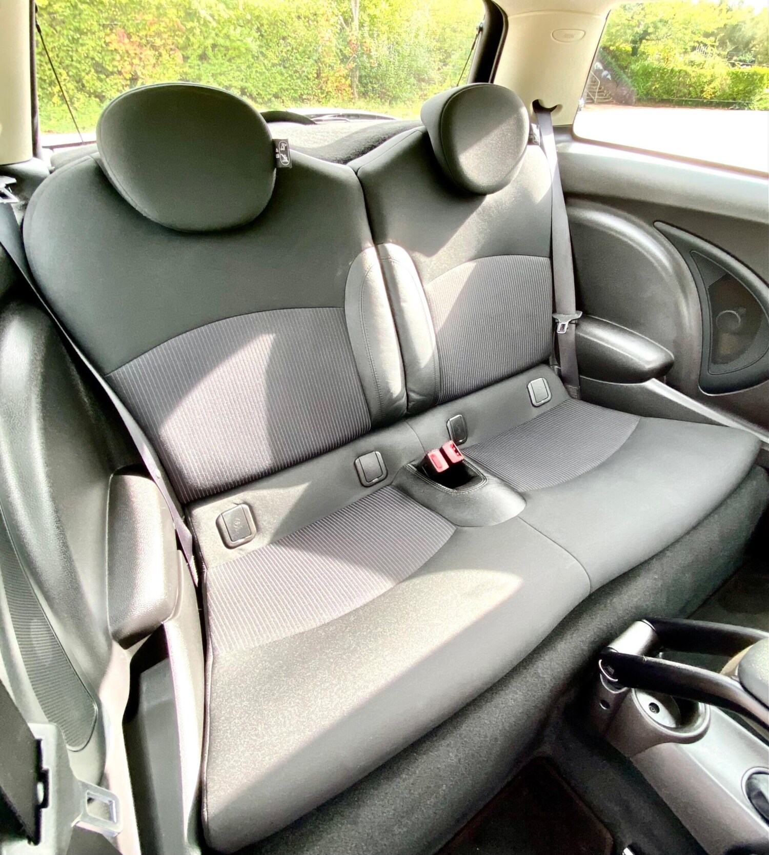 Used MINI Hatch 2011 for sale - 76214154: Photo 29