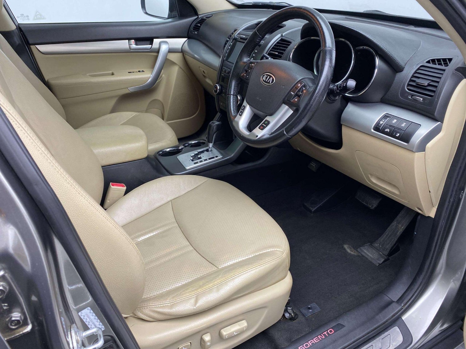 Used Kia Sorento 2011 for sale - 76572255: Photo 18