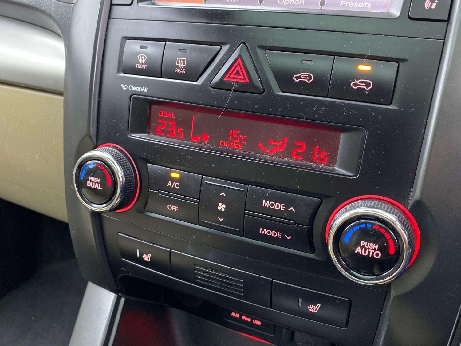 Used Kia Sorento 2011 for sale - 76572255: Photo 25