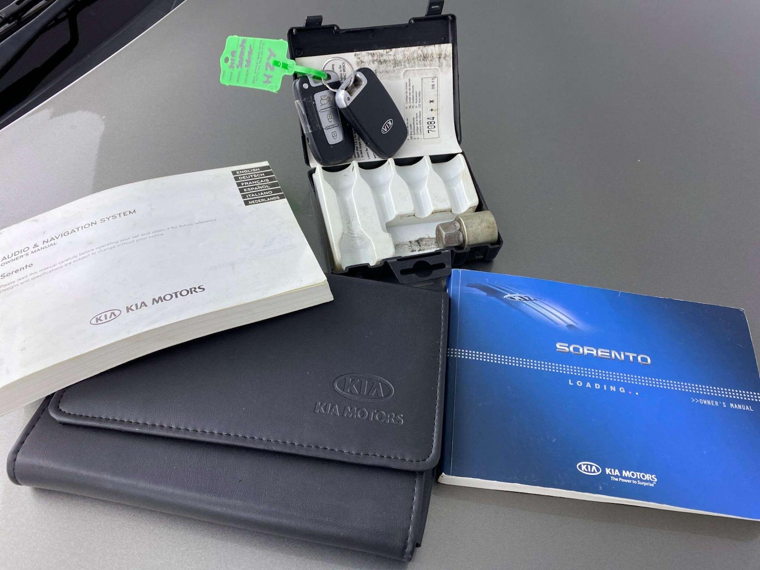 Used Kia Sorento 2011 for sale - 76572255: Photo 27