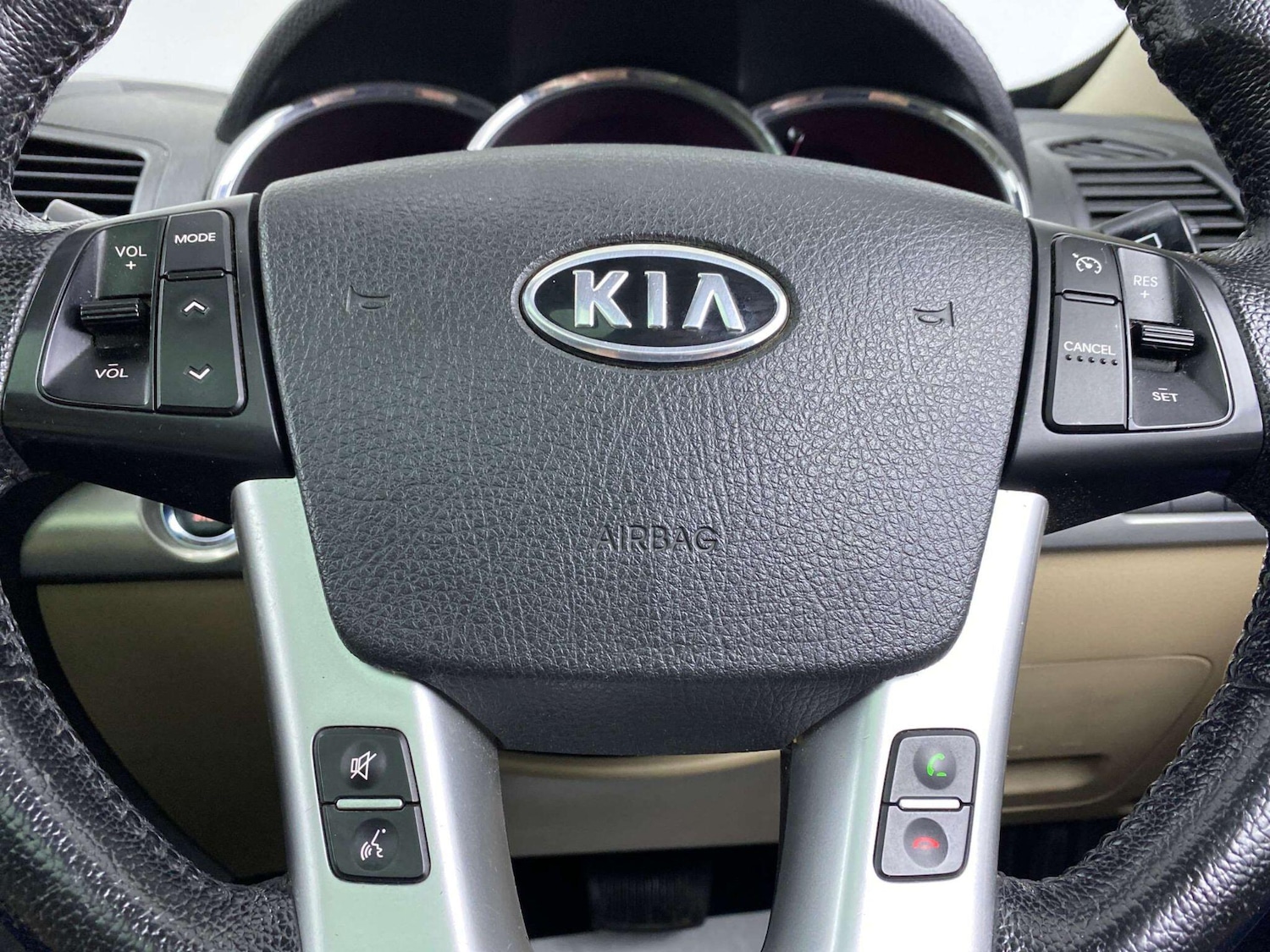 Used Kia Sorento 2011 for sale - 76572255: Photo 51