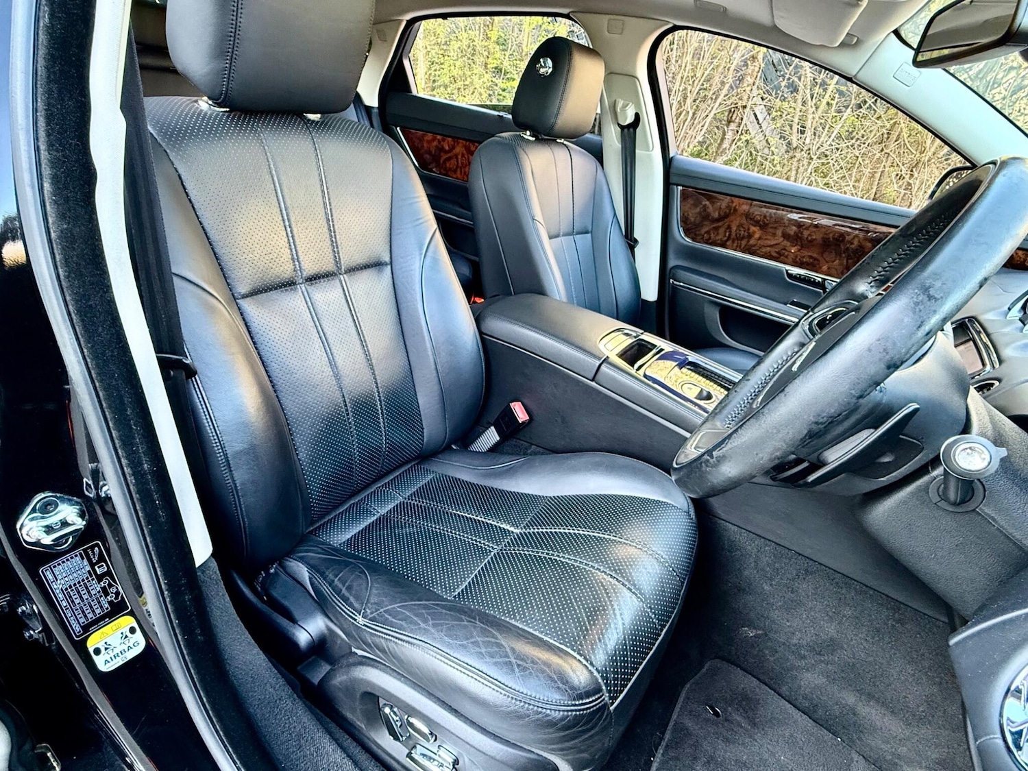 Used Jaguar XJ 2010 for sale - 77997370: Photo 22