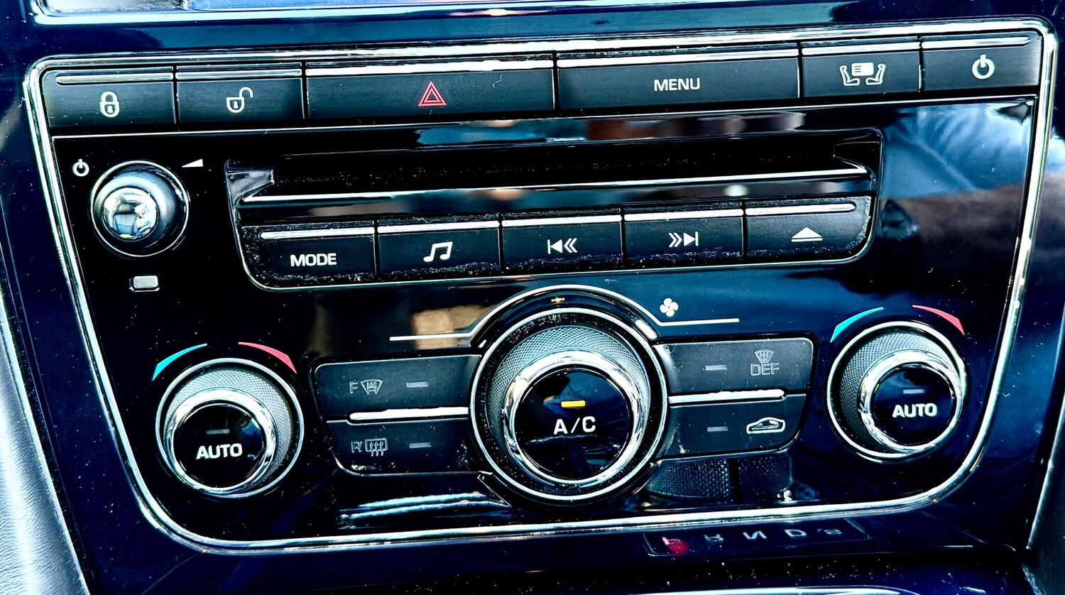 Used Jaguar XJ 2010 for sale - 77997370: Photo 45